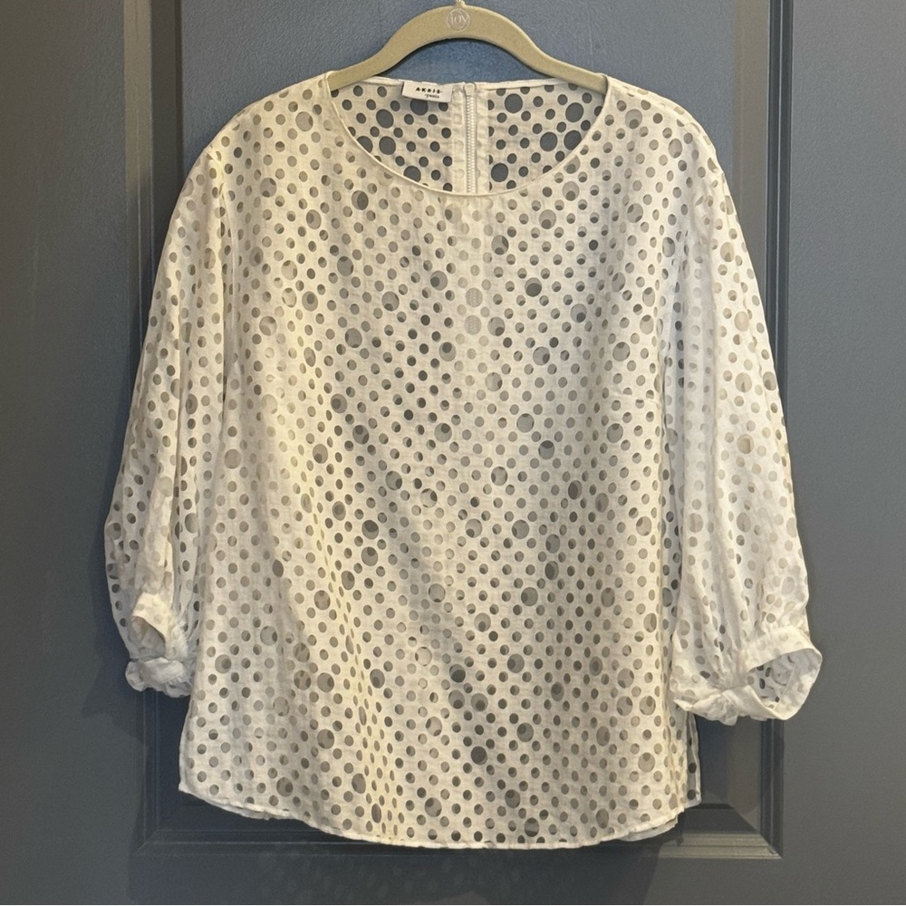 Beautiful Akris Punto White Sheer Top, Sz 4